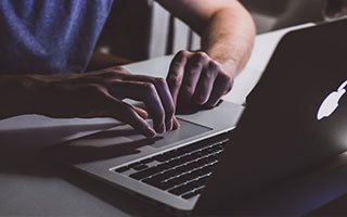 意甲媒体透露：佳夫已同意去纽卡，米兰坐等合适报价，俱乐部的首要替代备选是科穆佐