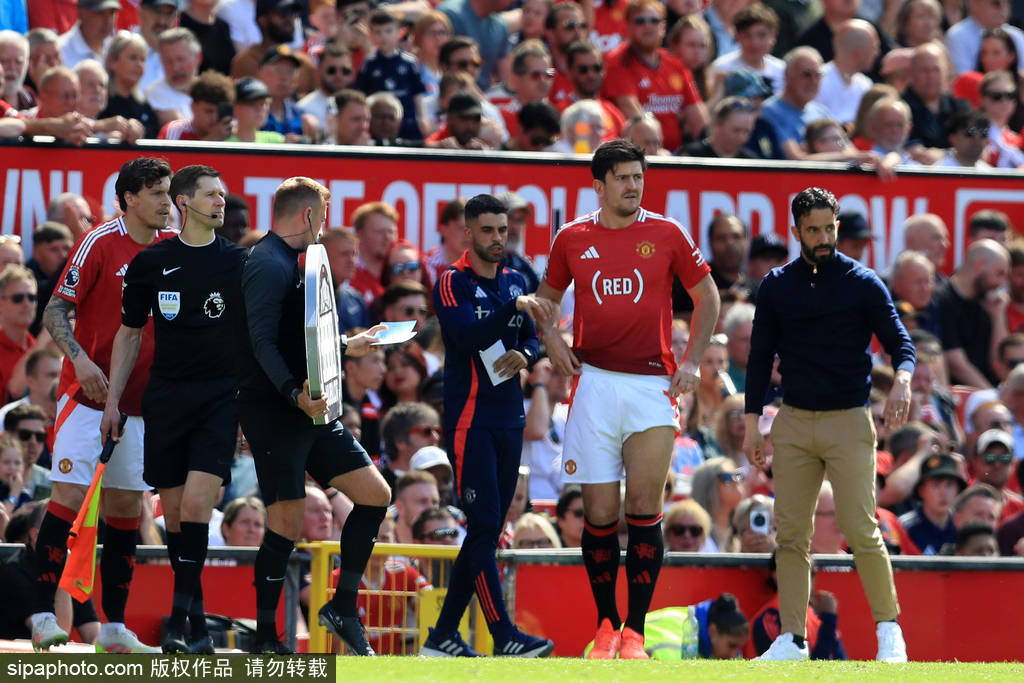 曼联换血计划曝光，阿莫林欲清洗半数球员